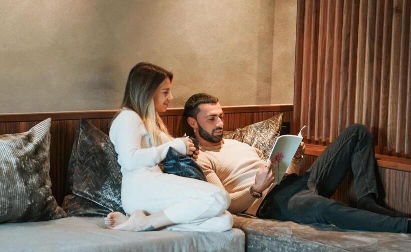 בית מלון כפרי Paradies