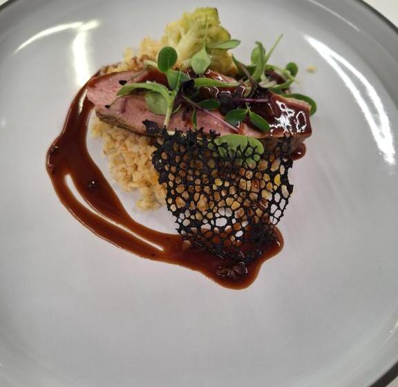 בית מלון כפרי Paradies