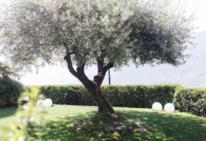 בית מלון כפרי Paradies