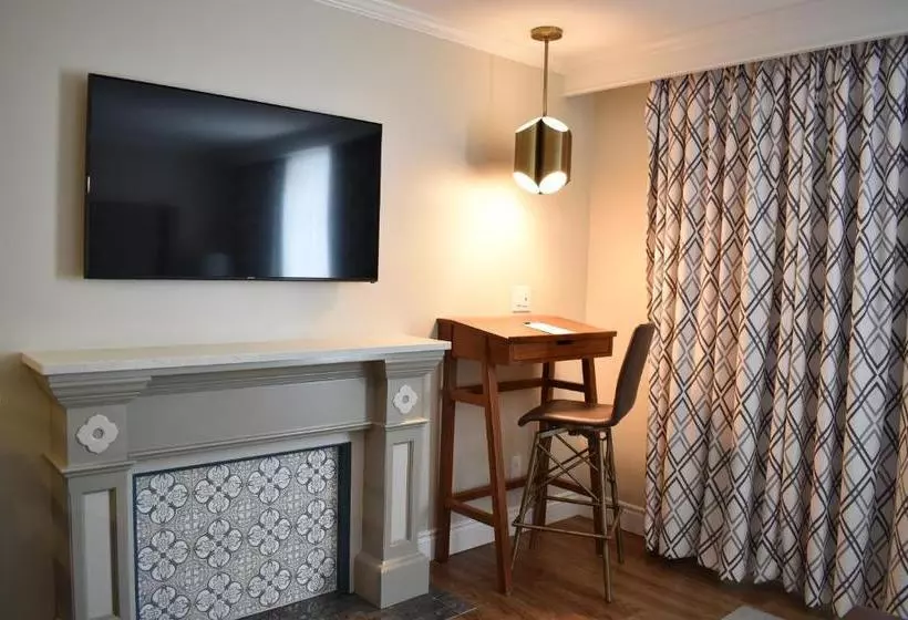 Hotelli Reikart House Buffalo, A Tribute Portfolio