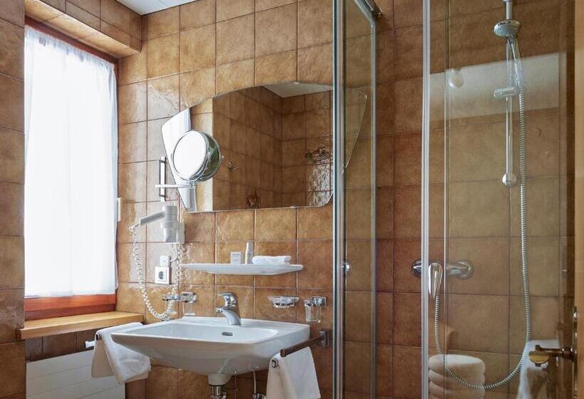 فندق Schwarzwand