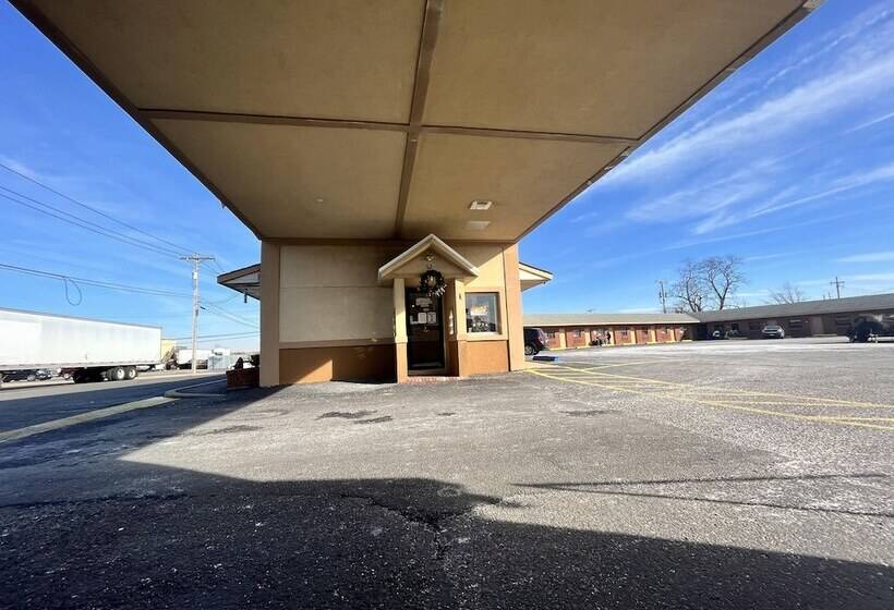 모텔 Circle Motor Lodge