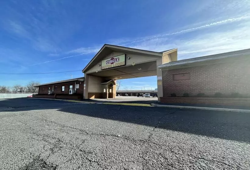 モーテル Circle Motor Lodge