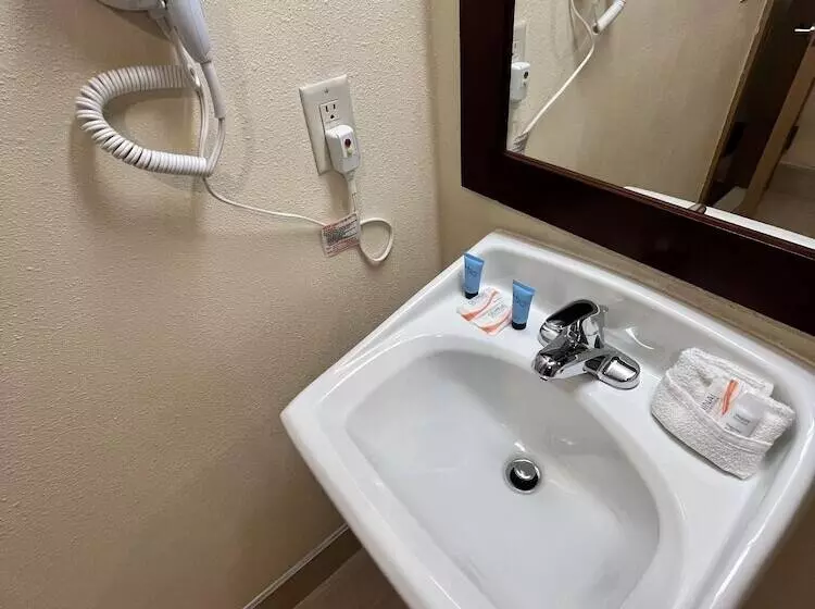 モーテル Circle Motor Lodge