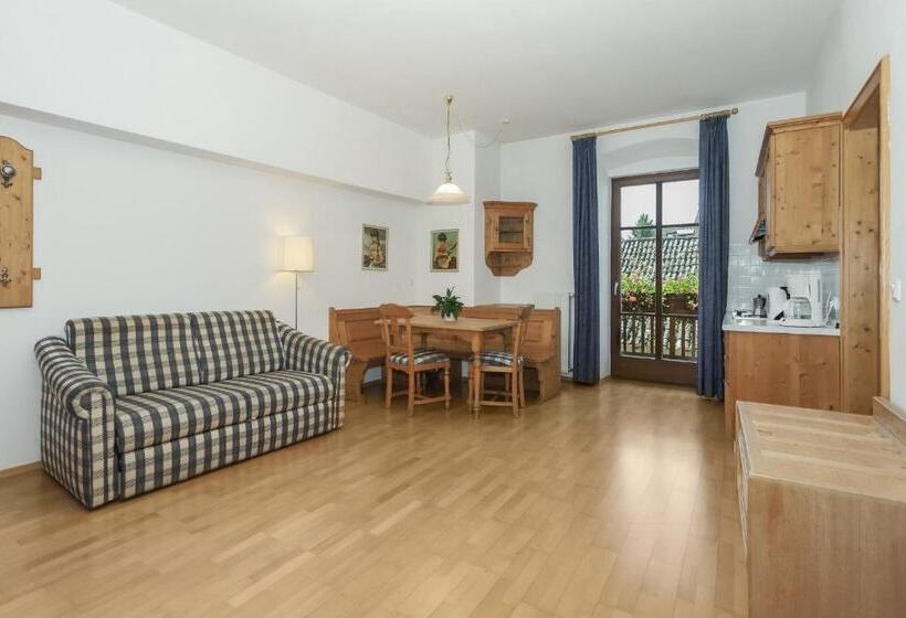 إقامة Appartements Eppanerhof