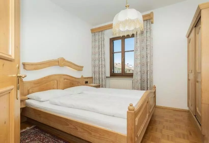 Residenssi Appartements Eppanerhof