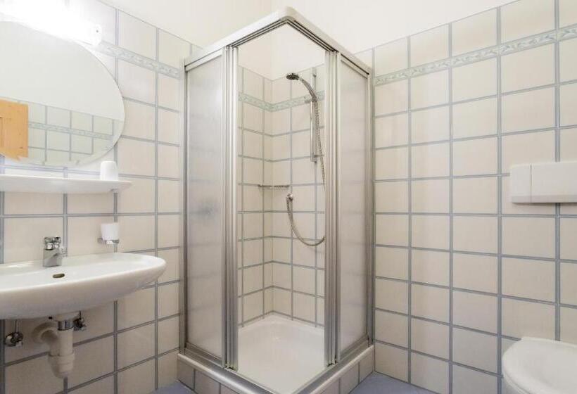 إقامة Appartements Eppanerhof