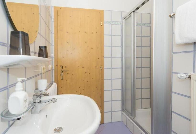 إقامة Appartements Eppanerhof