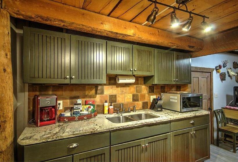 리조트 Canyon Of The Ancients Guest Ranch