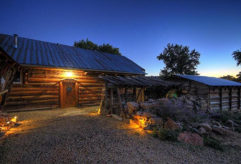 리조트 Canyon Of The Ancients Guest Ranch