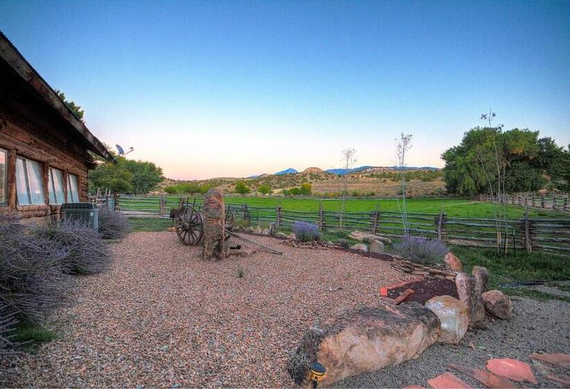 리조트 Canyon Of The Ancients Guest Ranch