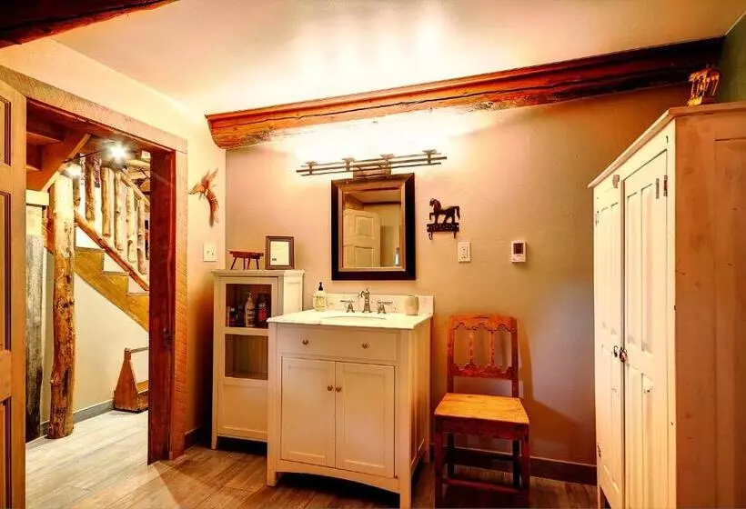 リゾートホテル Canyon Of The Ancients Guest Ranch