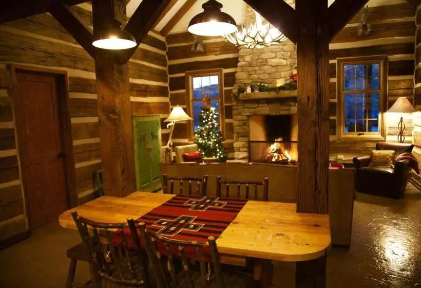 リゾートホテル Canyon Of The Ancients Guest Ranch