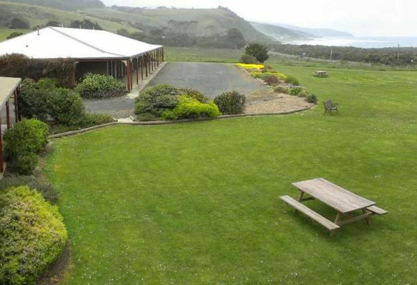 Skenes Creek Lodge Motel And Restaurant