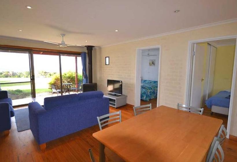 Skenes Creek Lodge Motel And Restaurant