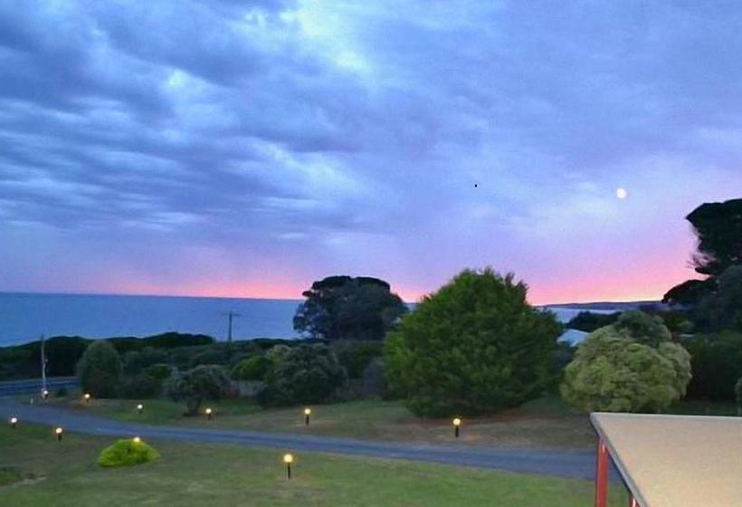 Skenes Creek Lodge Motel And Restaurant