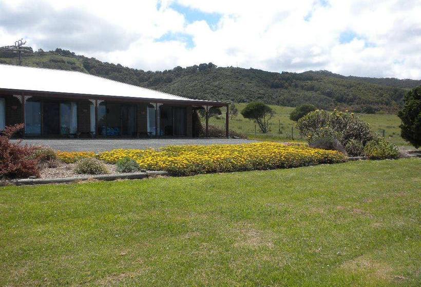 Skenes Creek Lodge Motel And Restaurant