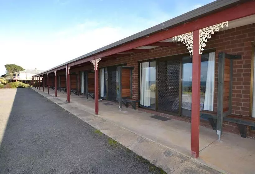 Skenes Creek Lodge Motel And Restaurant