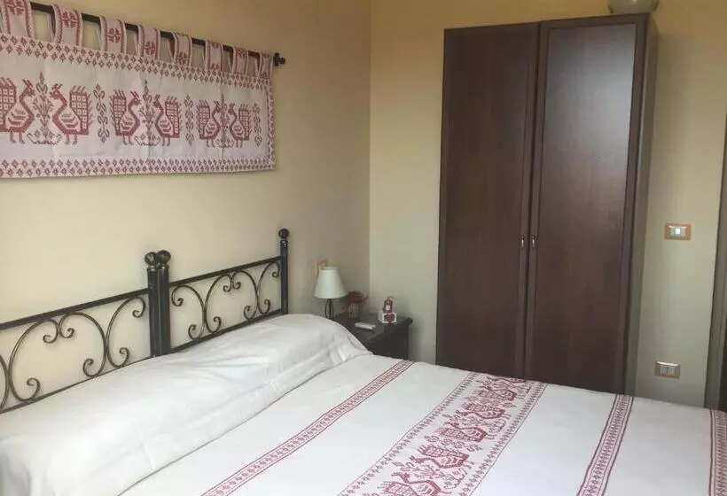 تختخواب و صبحانه Donna Violante Porto Corallo Affittacamere