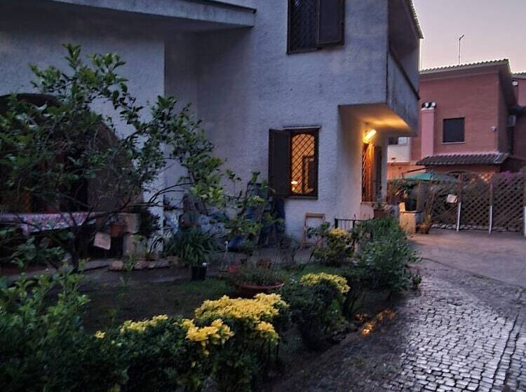 مبيت وإفطار La Casa Di Nataly