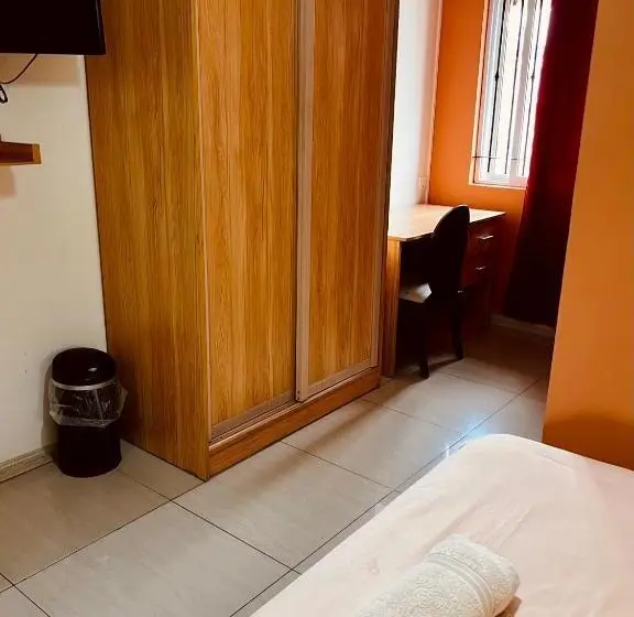 تختخواب و صبحانه Vintage Lodge