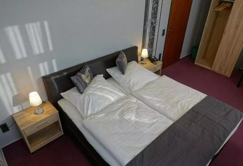 Hotel Goldener Löwe Triebes