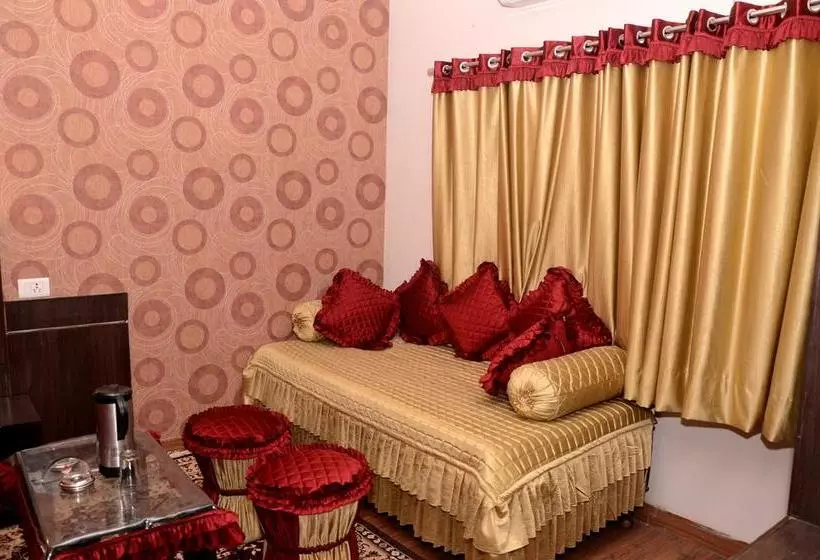Hotelli Kartikey