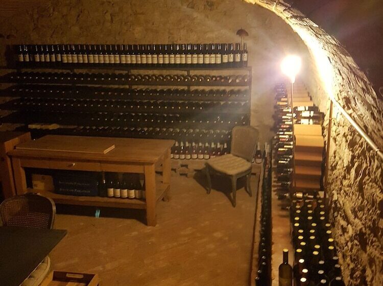 Отель Le Andrianelle