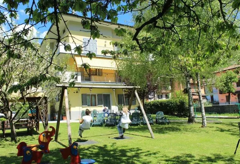 Hotelli Locanda Alla Perla