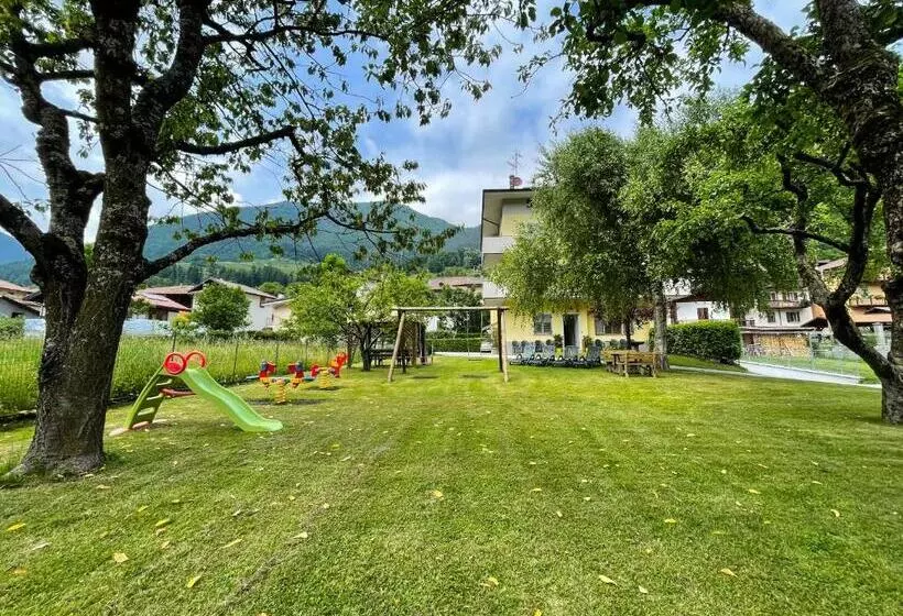 Hotelli Locanda Alla Perla