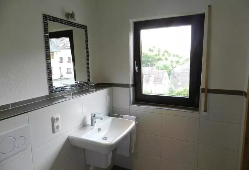 Hotelli Weingut Stassen