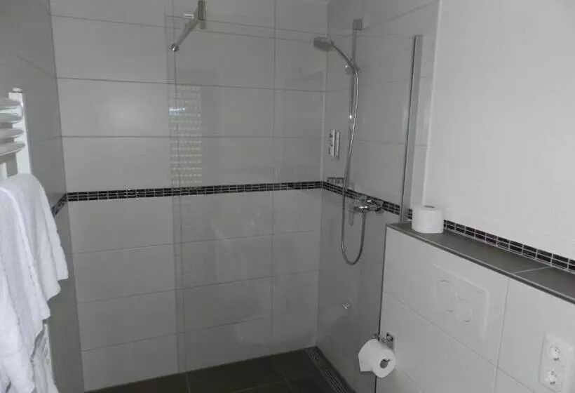 Hotelli Weingut Stassen