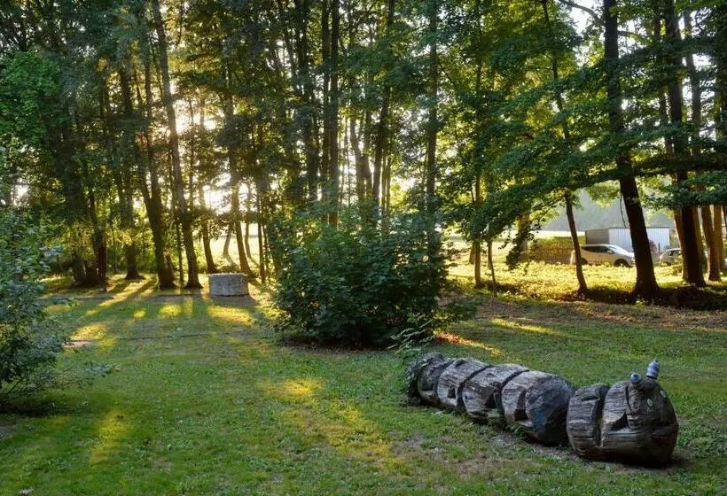 Hotelli Zum Herrenhaus