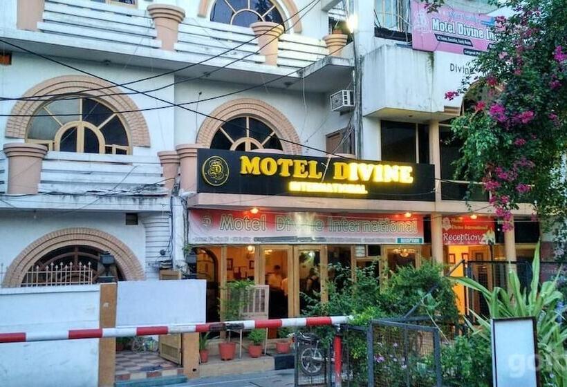 Motel Divine International