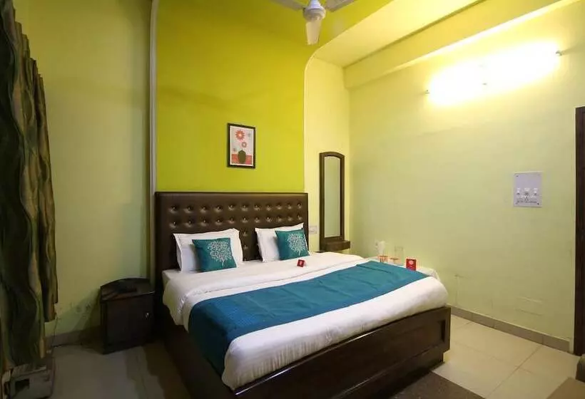 Motel Divine International