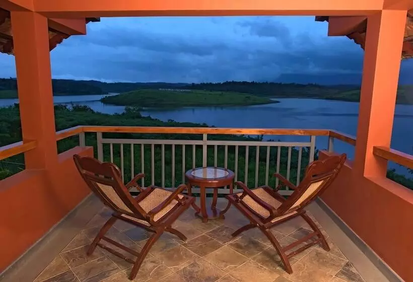 Vistara Resort