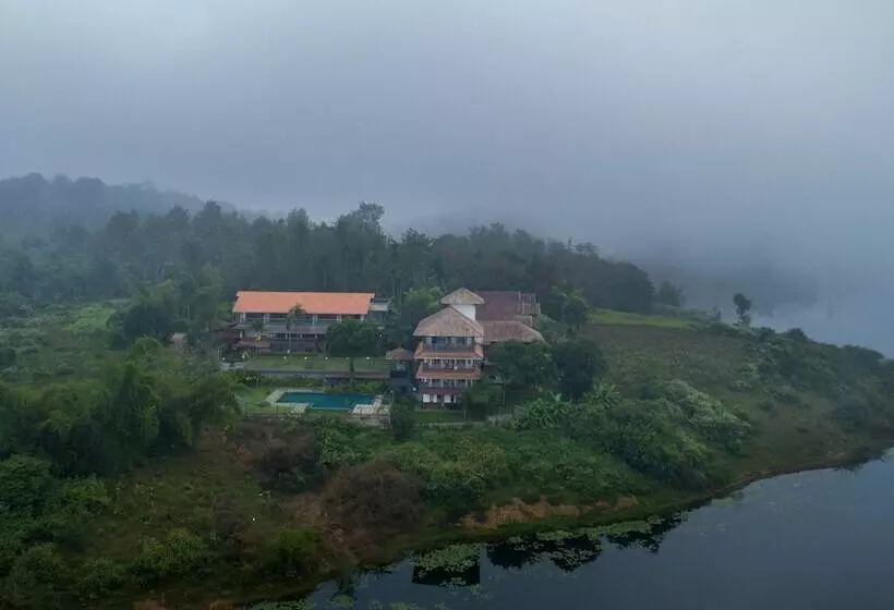 Vistara Resort
