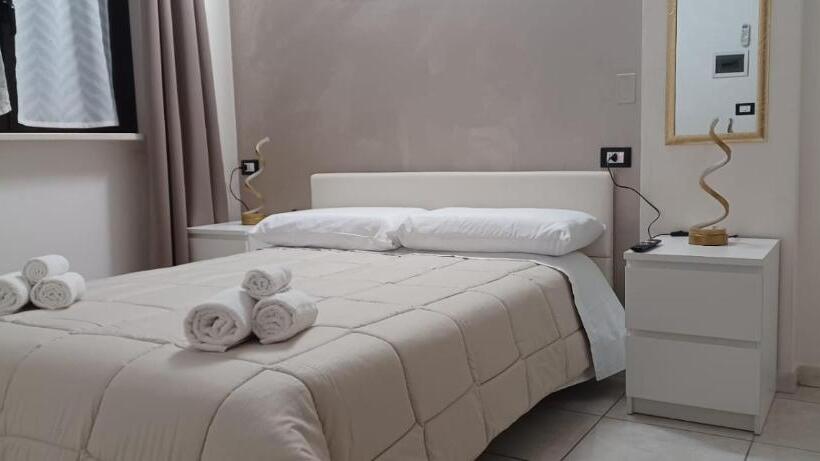 ベッドアンドブレックファースト Affittacamere Da Rocco