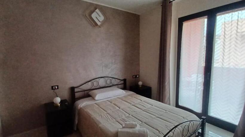 ベッドアンドブレックファースト Affittacamere Da Rocco