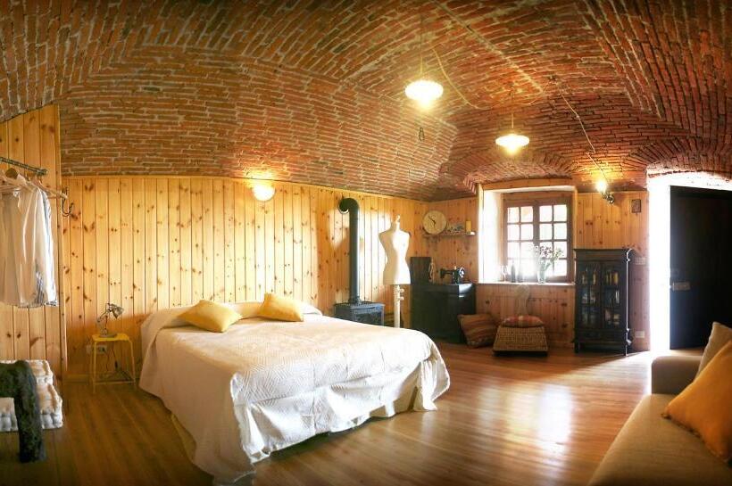 تختخواب و صبحانه Cascina Brunod