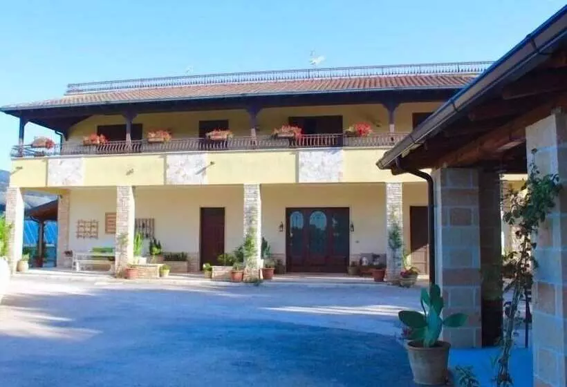 Aamiaismajoitus (B&B) Gli Allori   Fuga Dalla Città