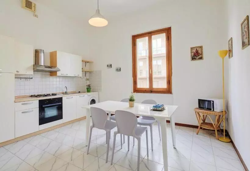 تختخواب و صبحانه Sette Note Guest House