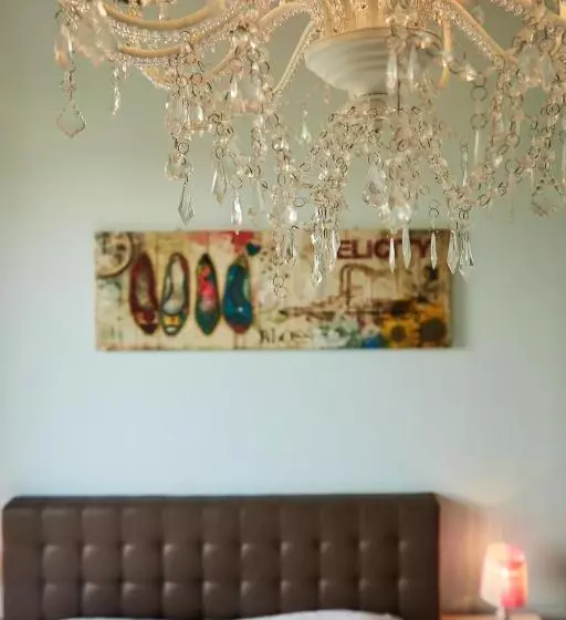 تختخواب و صبحانه Sette Note Guest House