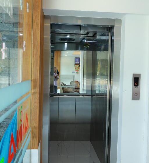 فندق Anna Residency