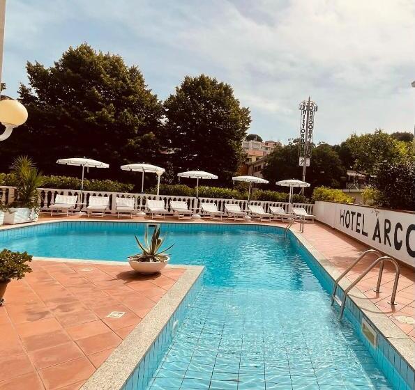 فندق Arcobaleno