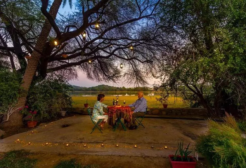 Hotel Dev Shree Deogarh