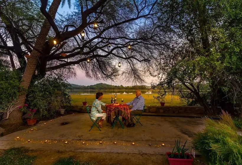 Hotel Dev Shree Deogarh