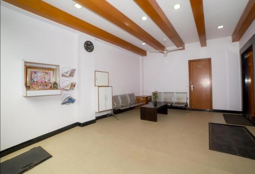 호텔 Hill View  Begumpet