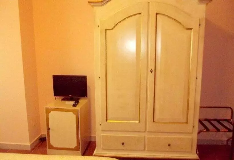 Hotelli La Corte Di Opaka