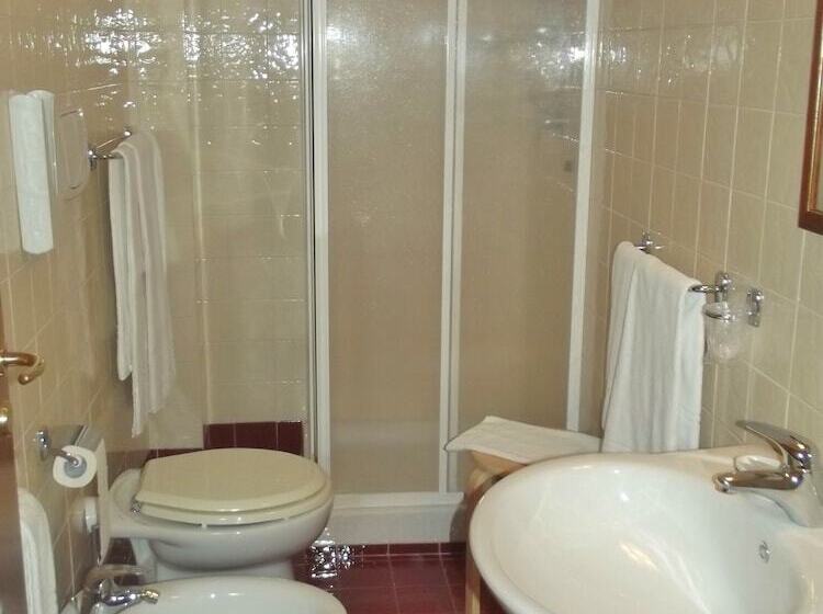 ホテル La Corte Di Opaka